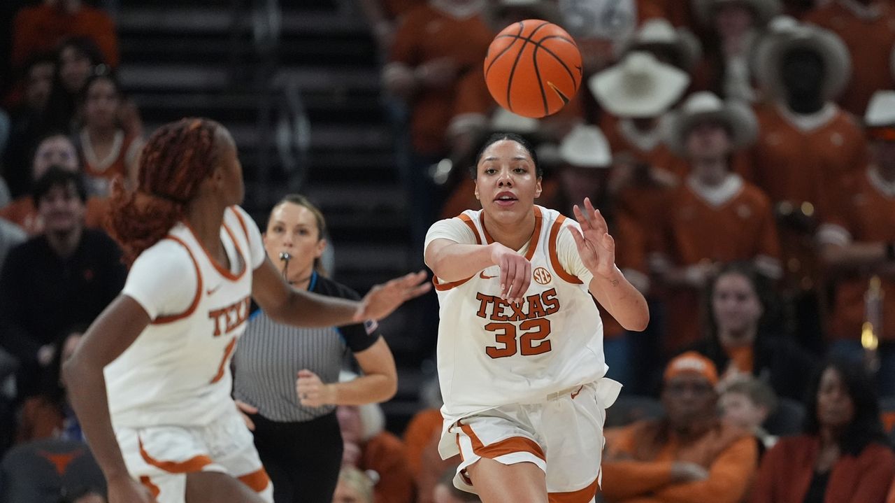Oldacre has 18 rebounds, 5 blocks to help No. 4 Texas rout Texas A&M 80-35