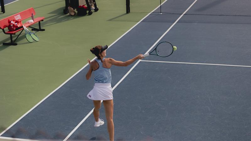 LMU Competes Across Lineup Against Undefeated Houston