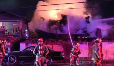 2 hospitalized after East Oak Cliff vacant house fire