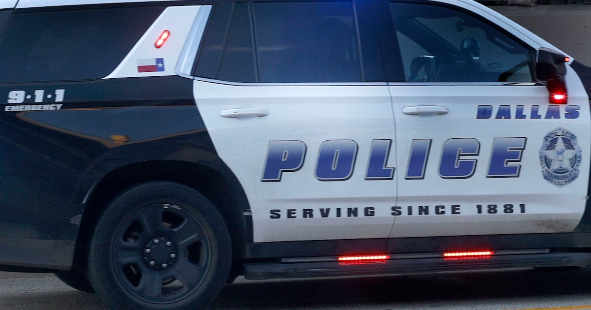 5 arrested after assaulting officers during crash investigation, Dallas police say