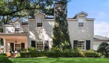 An easygoing Monticello Fort Worth home with lasting appeal