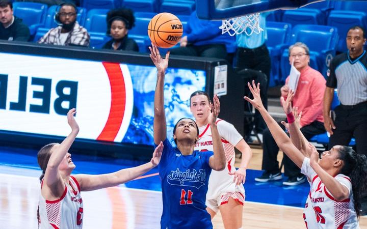 Reynolds Repeats: Freshman Claims Fourth WAC Newcomer Honor