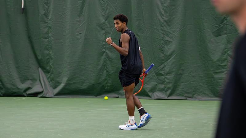 Elon Picks Up Singles Win Against No. 11 Texas A&M