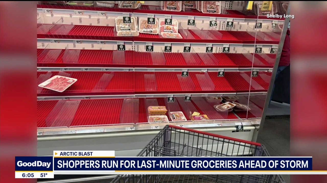 Dallas Winter Storm: Shoppers clear out grocery stores