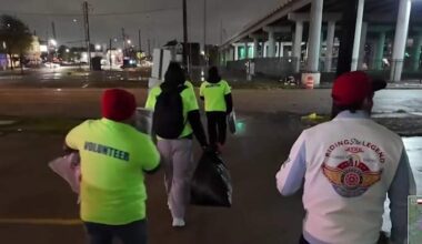 Operation Patriot Packs hits Houston streets as freezing temperatures threaten homeless veterans