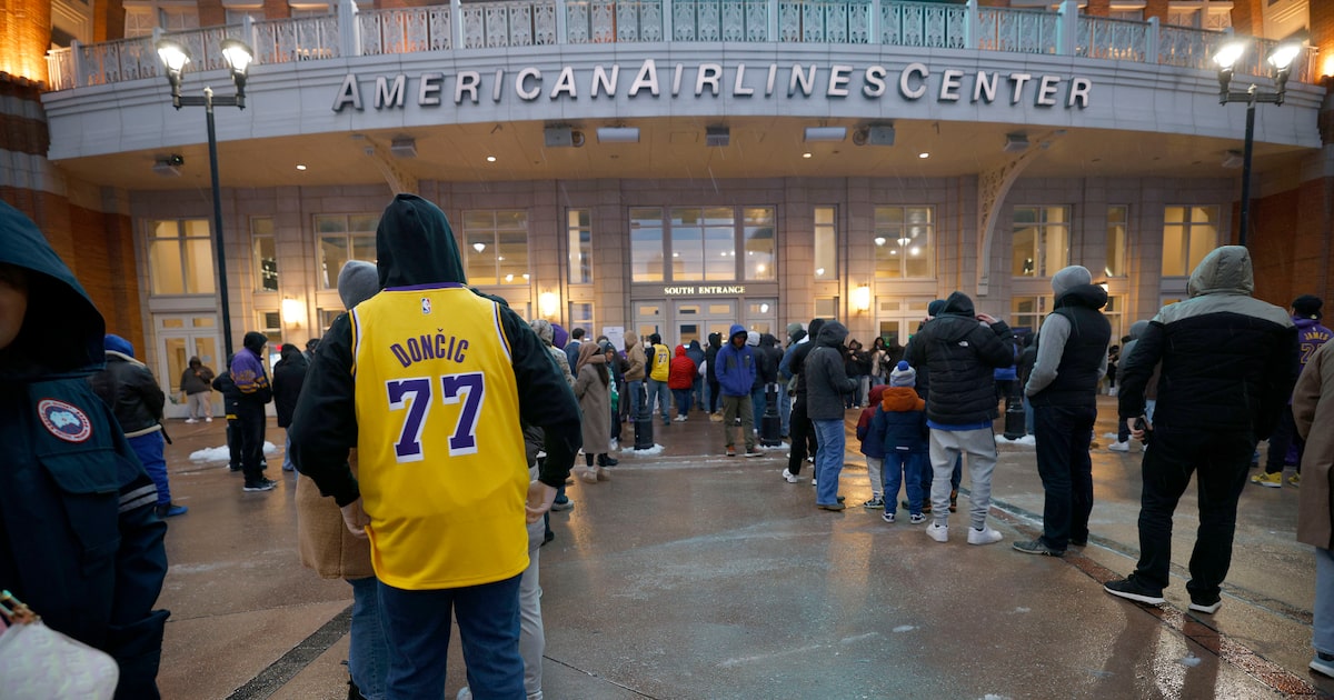 How winter storm, NBA’s no-refunds policy affected fan turnout for latest Luka-Mavs bout