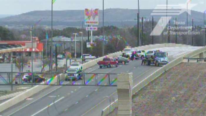 Ice on road linked to 7-vehicle crash in far west Bexar County, BCSO says