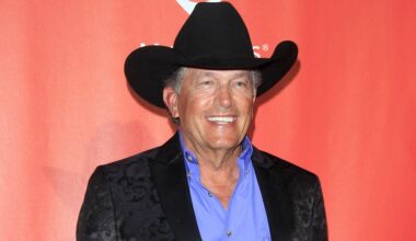 George Strait adds two more Texas shows, but skips San Antonio for Austin