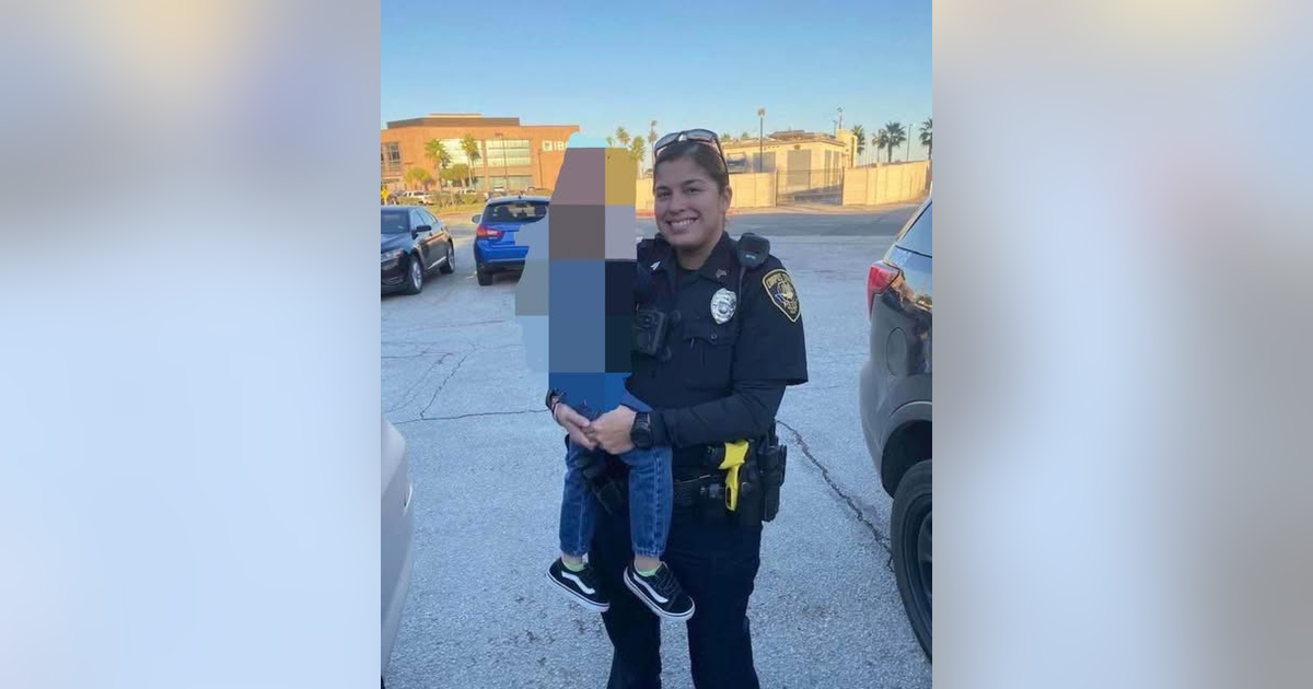 Corpus Christi officer shot in the head, suspect in police custody