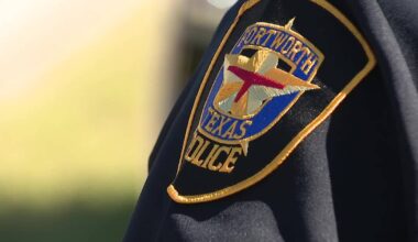 Unresponsive woman found dead in Fort Worth field, cold weather suspected