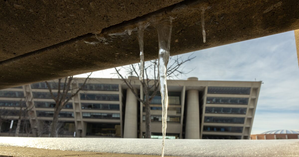 D-FW slowly warming, ice melting after winter storm. Should you still drip faucets?