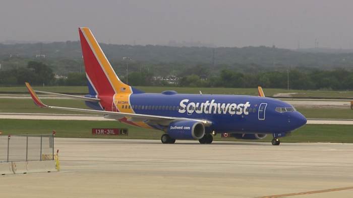 Flight aborts takeoff at high speed, avoids collision after private plane entered runway at San Antonio airport