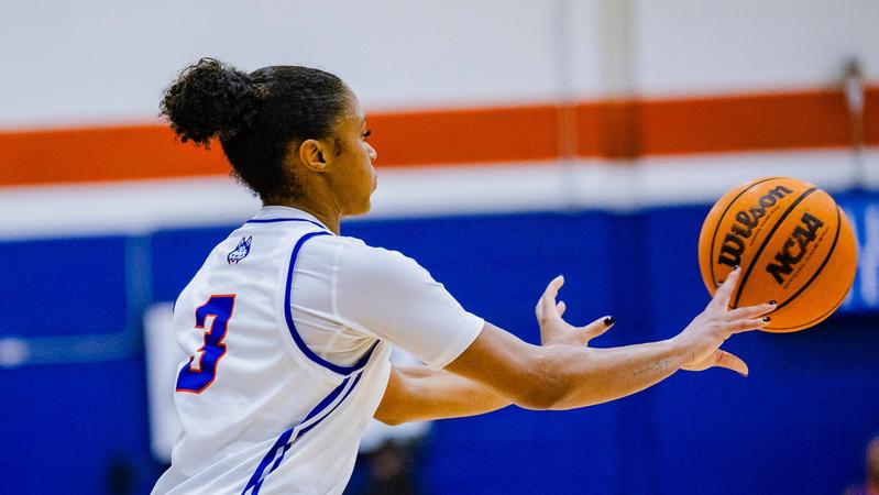 WBB: Huskies Fall at UTRGV in Conference Road Matchup