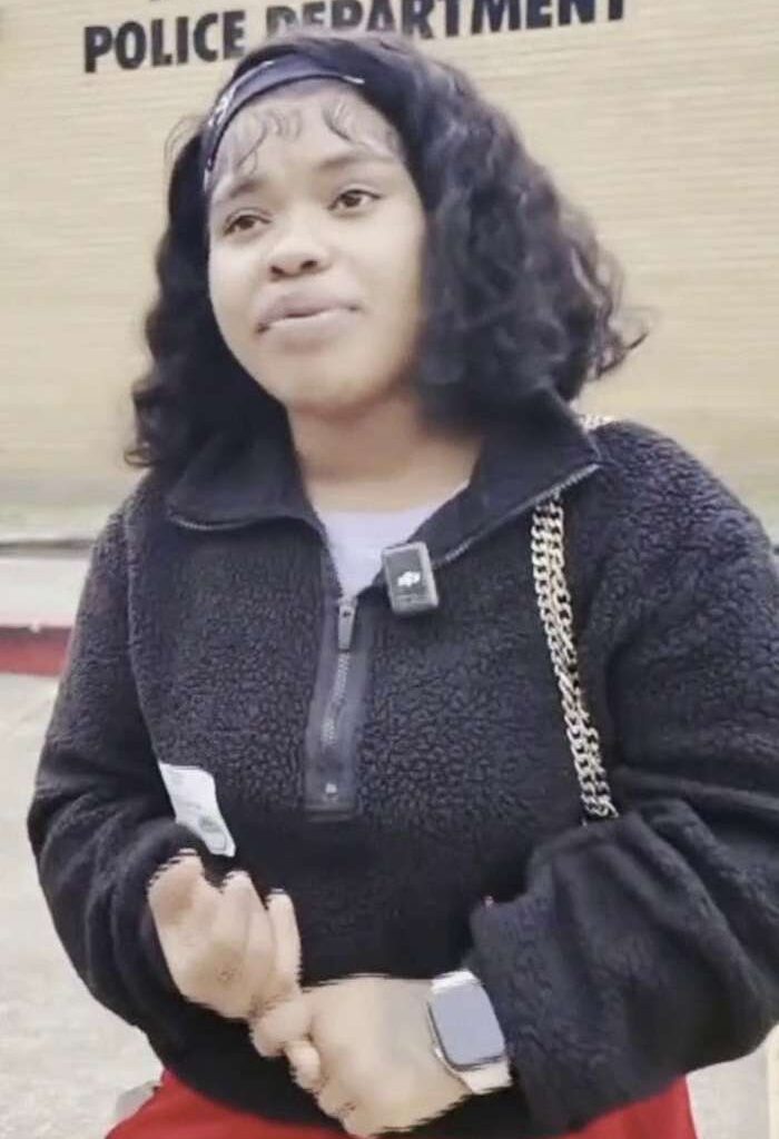 Houston mother demands answers after 4-year-old mistakenly placed in wrong car during school pickup