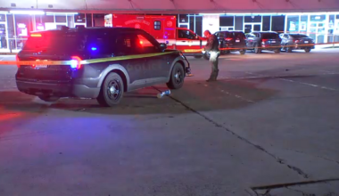 Investigation underway after man was shot to death at Big K's Sports Bar and Grill in southeast Houston, HPD says