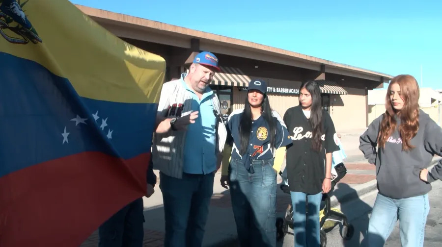 Fernando Alio (left) with his wife and children. Photo taken by Edith Montero/KTSM