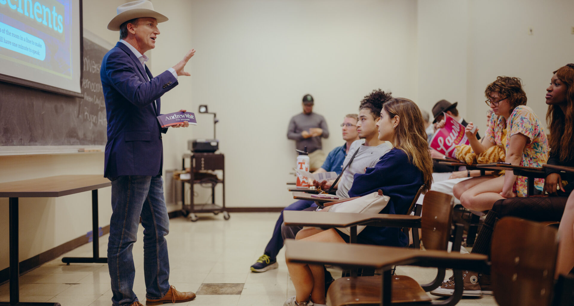 Democrat Andrew White drops bid for Texas governor