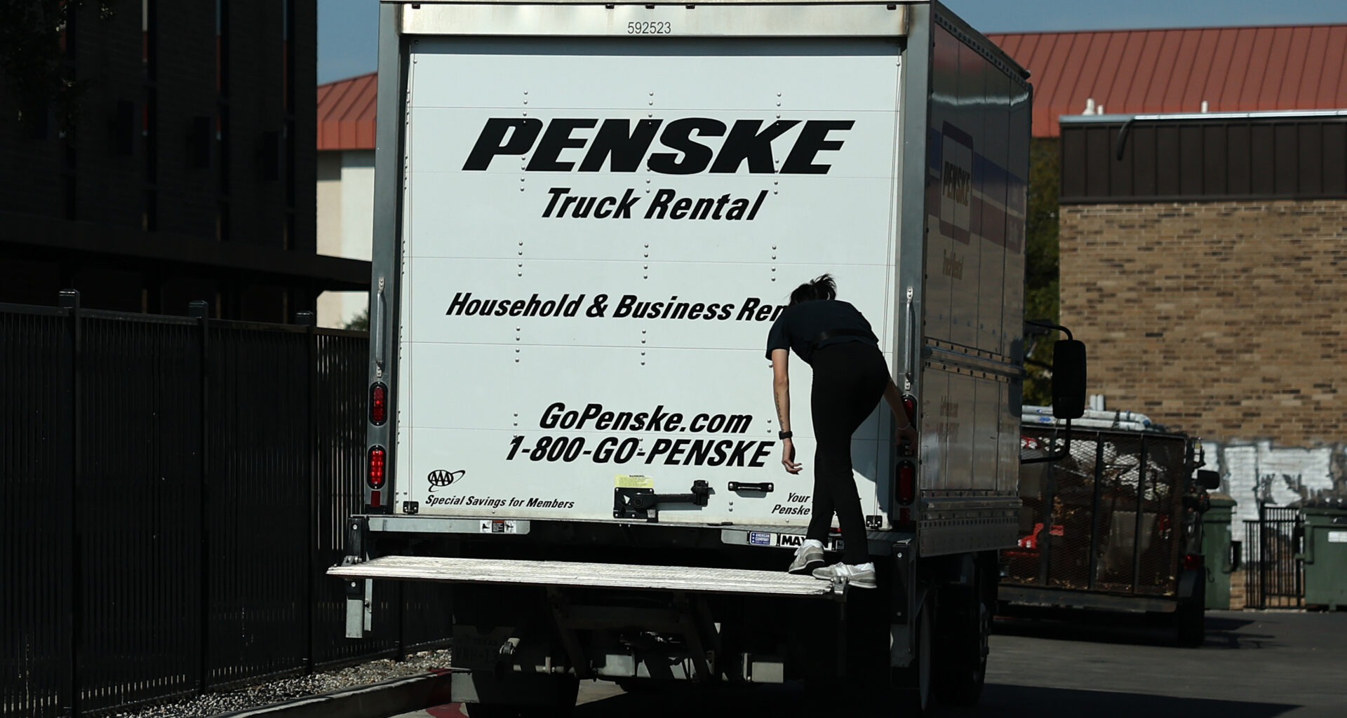 Texas leads nation in supplying new residents to other states