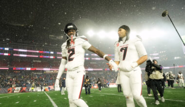 The Houston Texans had the scariest defense but lost because it had one weakness — its offense