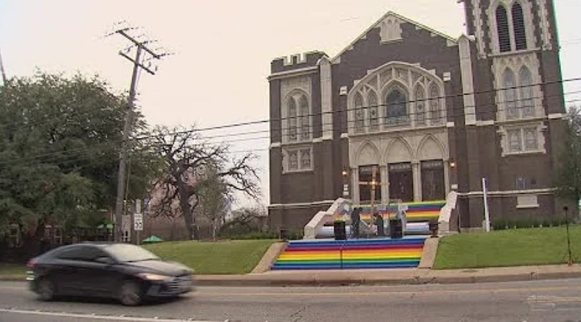 Historic Dallas UMC church gets OK to keep rainbow-painted steps