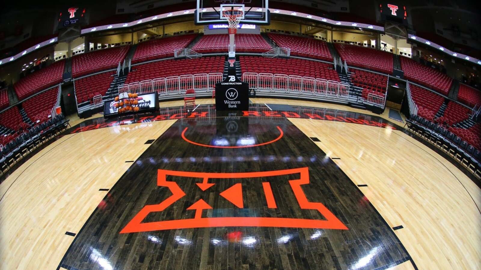 Report: Texas Tech adding tallest player in women's college basketball
