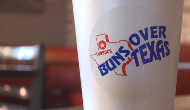 Buns Over Texas wins Orange Bowl Burger Battle
