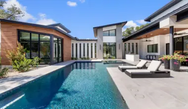 Ultra-modern mansion for sale in San Antonio comes with sport court, private gym and surround sound throughout