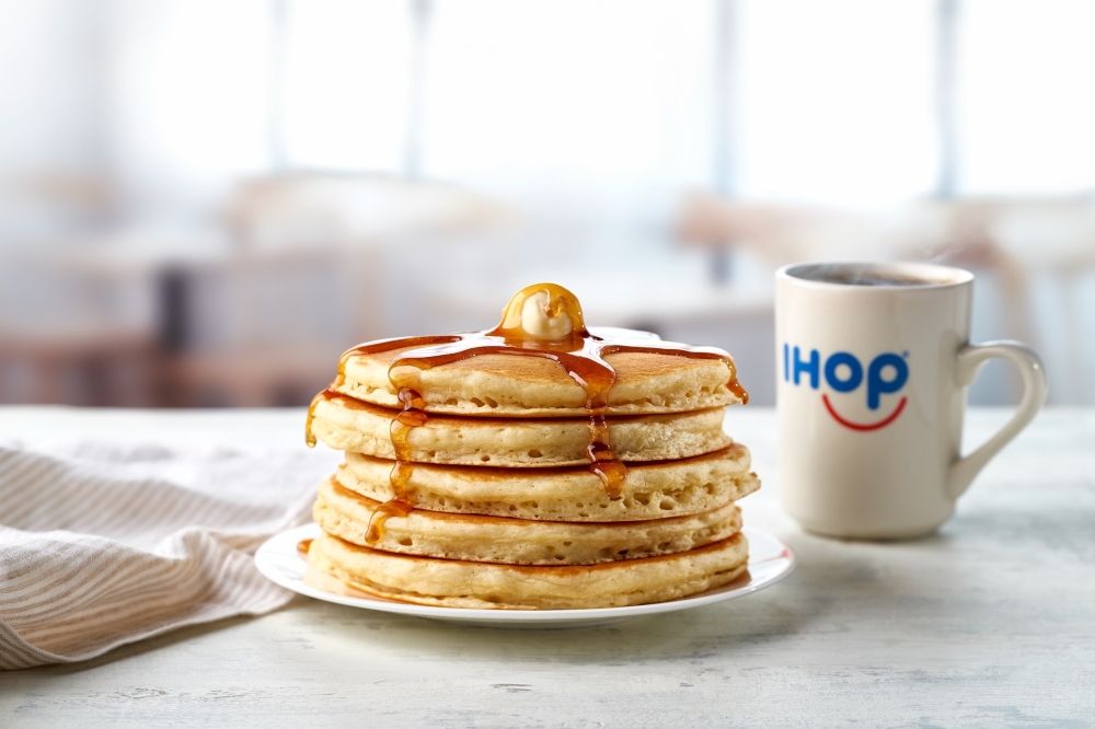 A joint restaurant containing IHOP and Applebees will be located on the public side of the terminal, between the Transportation Security Administration screening area and the baggage claim hallway. (Courtesy IHOP)