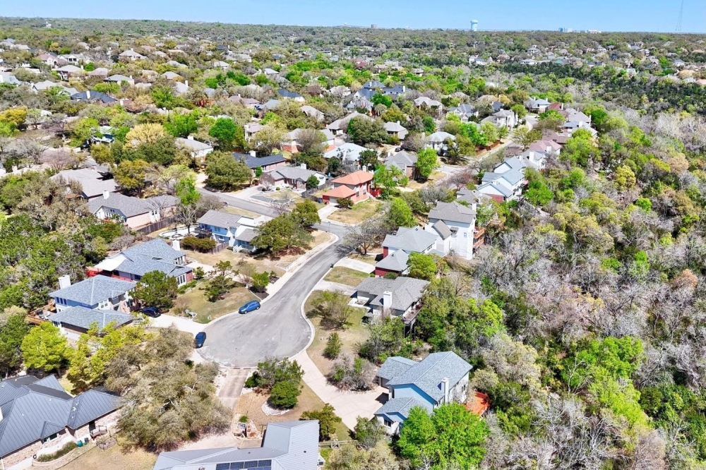 More home sellers were opting to lease their homes instead of sell this summer due to decreasing home sale prices across the market, according to previous Community Impact reporting. (Courtesy Unlock MLS)