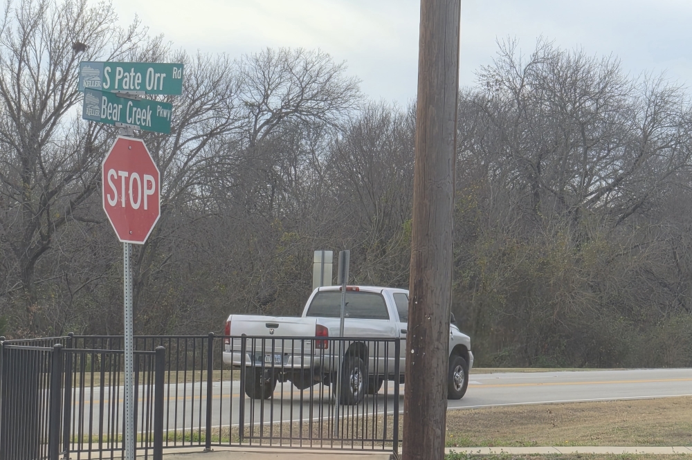 Pate Orr Road South and Bear Creek Parkway intersection