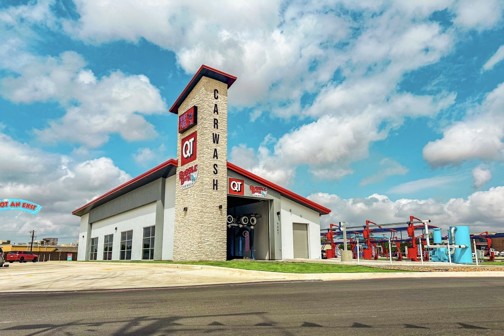 Unlimited members can save up to 25 cents a gallon at the car washes partnering gas station, QuikTrip. (Courtesy Bubble Bath via Facebook)