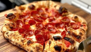 An image of pizza served at the business.