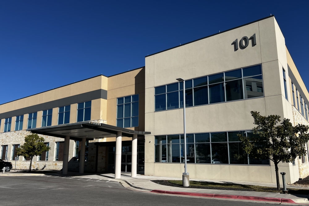 The new facility is located across from Baylor Scott & White Medical Center-Lakeway. (Grace Dickens/Community Impact)