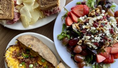 Popular menu items at Jasons Deli include The Plain Jane Potato ($11.19), a baked potato served with shredded cheddar, bacon bits, butter, green onion and sour cream. (Katlynn Fox/Community Impact)