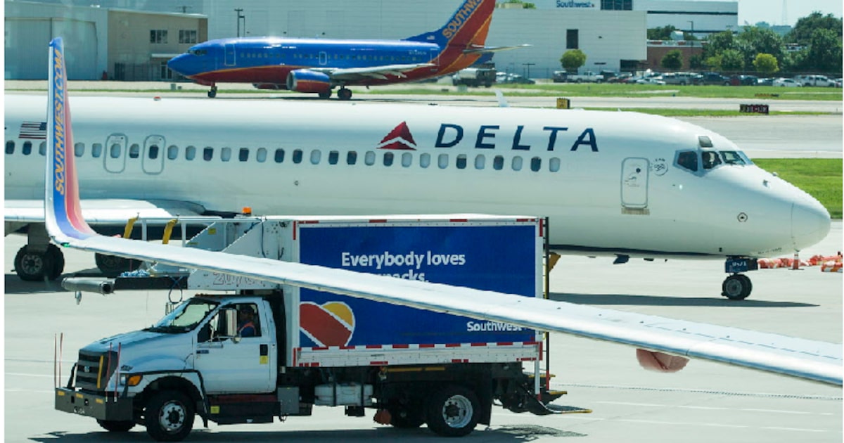 How Southwest and American’s on-time performance stacks up against rival airlines