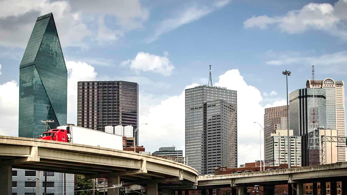 What happens if Dallas gets iced in?