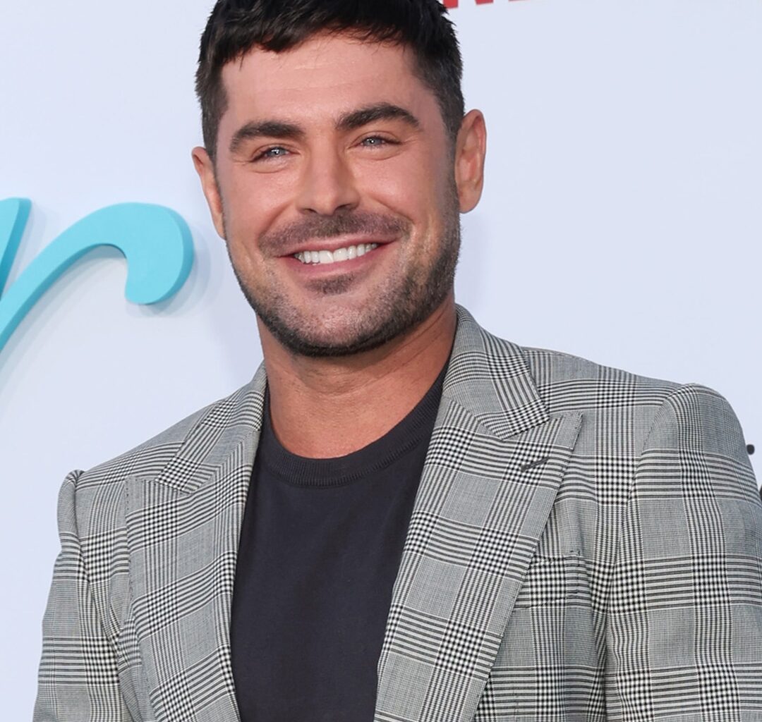 Zac Efron Rare Appearance at Patriots-Texans Football Game