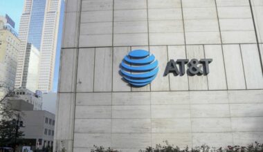 AT&T is leaving its longtime Dallas HQ for a new North Texas location