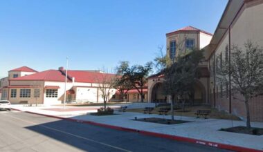 Marshall HS evacuated after reported gas leak, district says