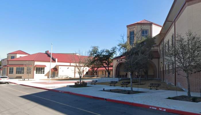 Marshall HS evacuated after reported gas leak, district says