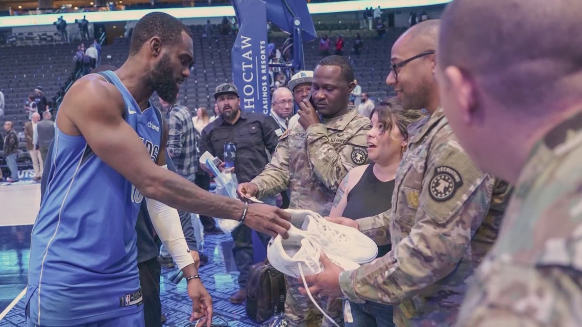 Mavericks honor service members with 'Seats for Heroes' night in Dallas