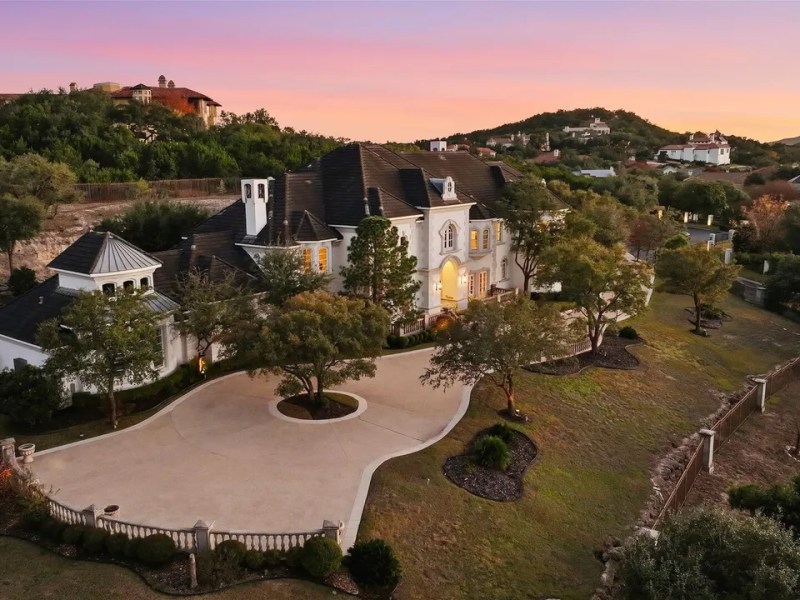 The mansion across from San Antonio Spurs legend David Robinson’s old home is for sale