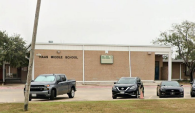 Corpus Christi (Texas) board votes to close 7 schools