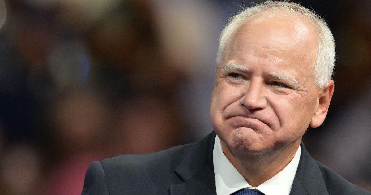 Minnesota leaders call for investigation into death of a man at ICE facility in Texas