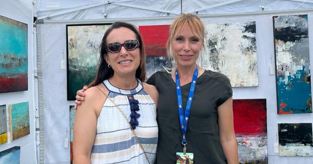 ART VALET: Istanbul to Houston Heights: Elif Burduroglu's abstracts, portraits and florals | The Arts