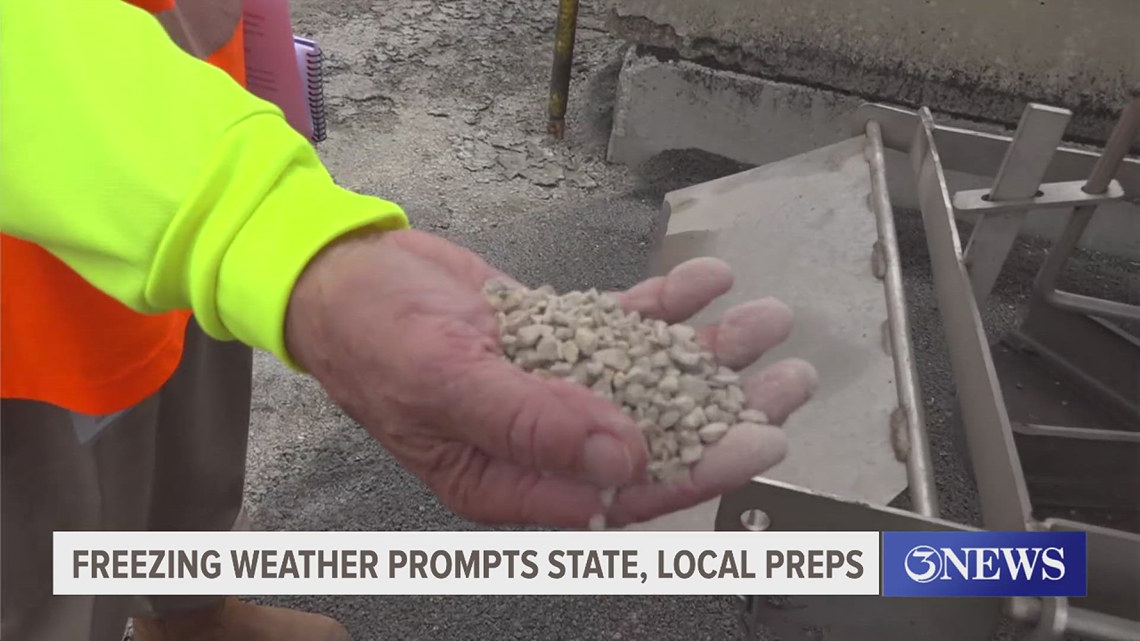TxDOT, City crews prepare South Texas roads ahead of freezing weather