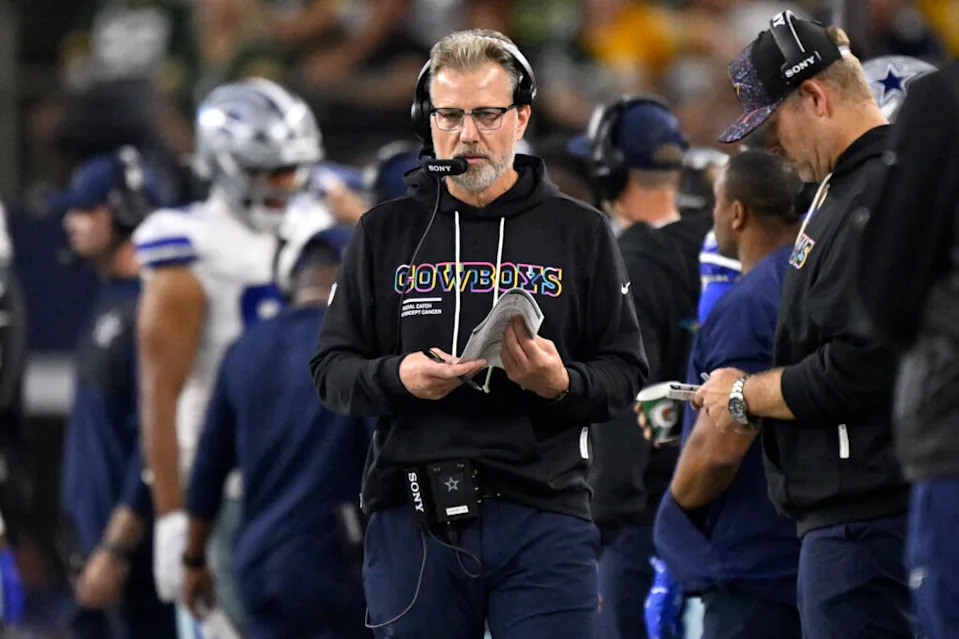 Sep 28, 2025; Arlington, Texas, USA; Dallas Cowboys defensive coordinator Matt Eberflus looks on in the first half against the Green Bay Packers at AT&T Stadium. Mandatory Credit: Jerome Miron-Imagn Images