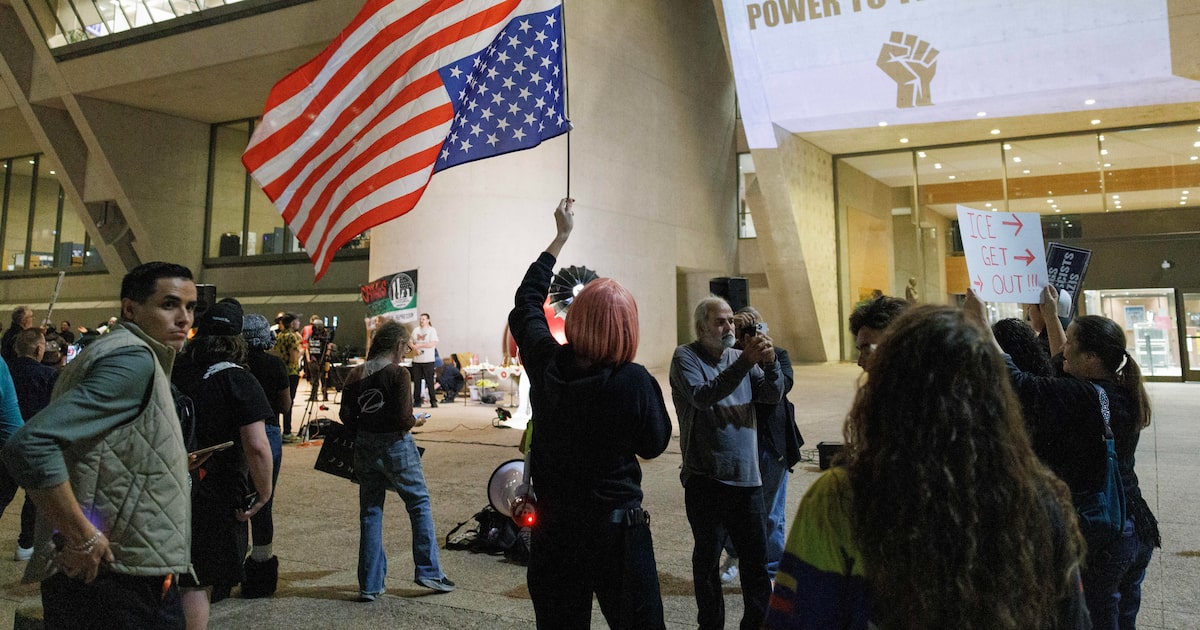‘Emergency protest’ begins at Dallas City Hall after fatal Minnesota ICE shooting