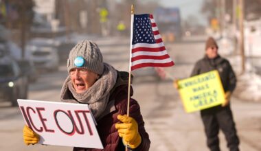 Letters to the Editor — America, Gov. Greg Abbott, Dallas Wings, libraries, death penalty