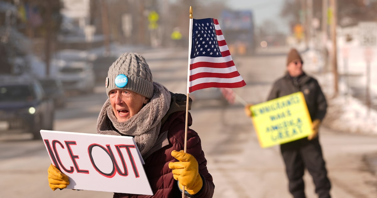 Letters to the Editor — America, Gov. Greg Abbott, Dallas Wings, libraries, death penalty